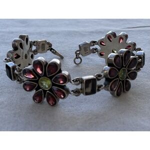 Nicki Butler NB Sterling Silver Garnet Peridot Gemstone Flower Link Bracelet VTG